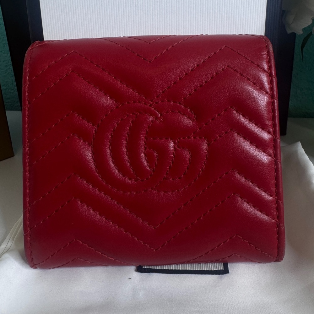 Gucci Red Quilted Leather Wallet - Picture 3 of 14